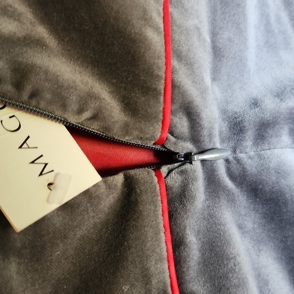 NWT 24 mos Grey Velvet Dress with Hat - Picture 13 of 16